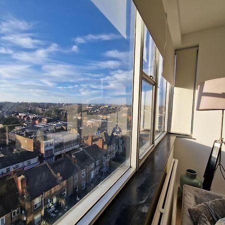 Newly Renovated Apartment! London Eksteriør billede