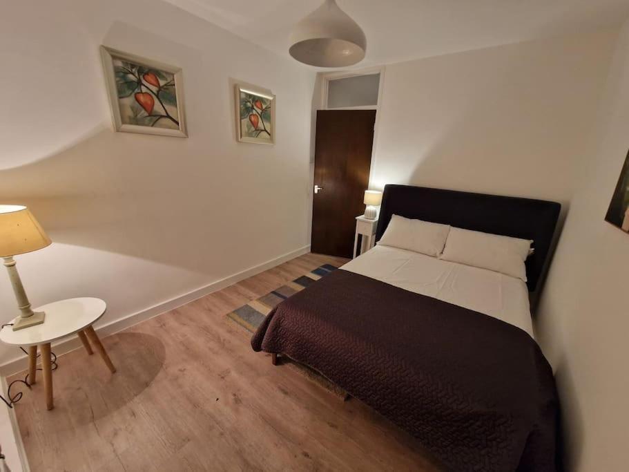 Newly Renovated Apartment! London Eksteriør billede