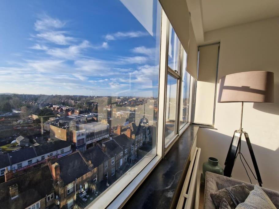 Newly Renovated Apartment! London Eksteriør billede