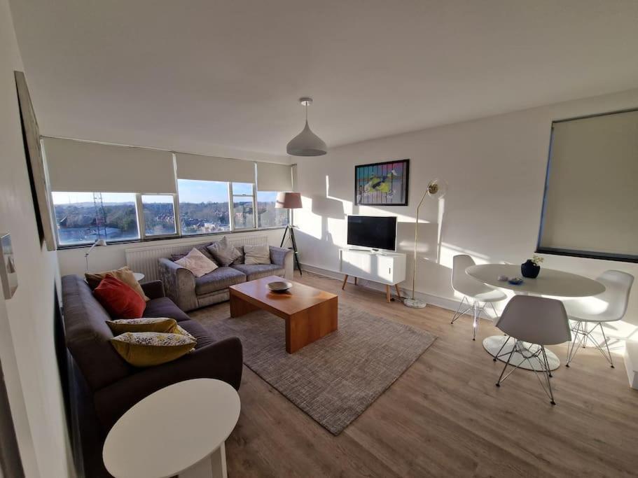 Newly Renovated Apartment! London Eksteriør billede